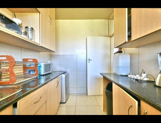 1 BEDROOM APARTMENT FOR SALE IN BEDFORD GARDENS